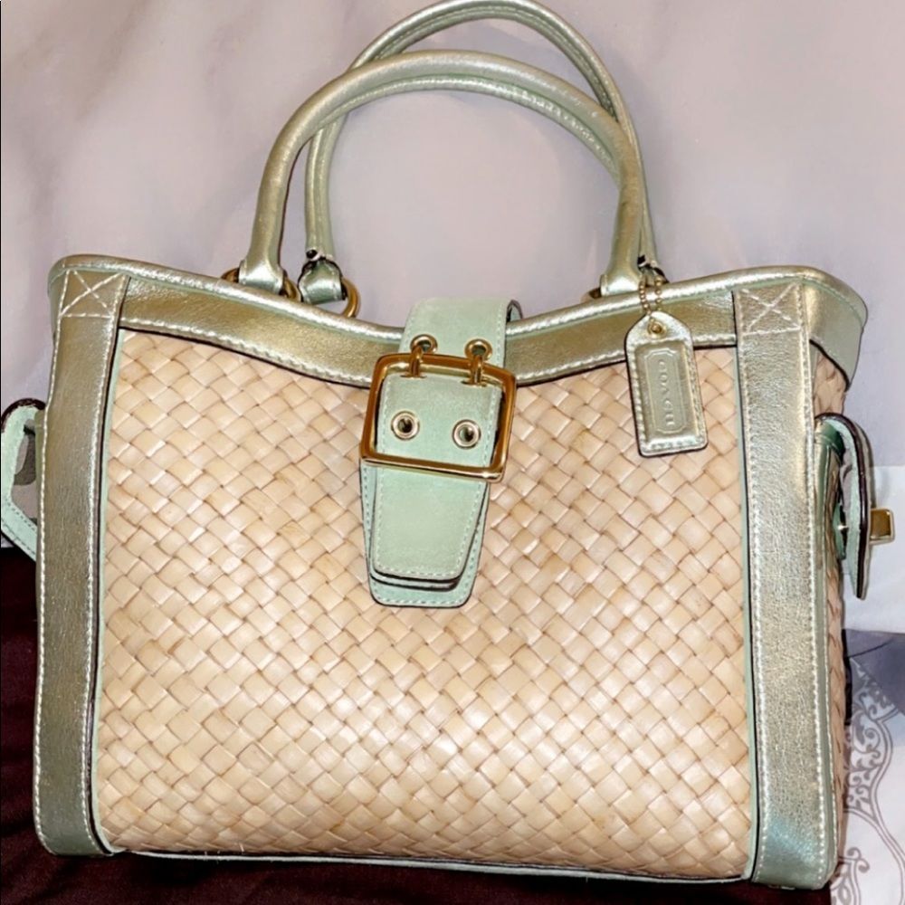 Straw coach purse with metallic green trim